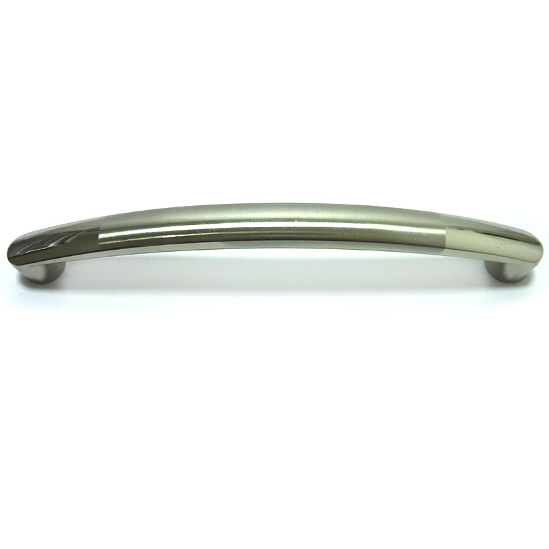 TIRADOR PARA MUEBLES 128MM PLATEADO